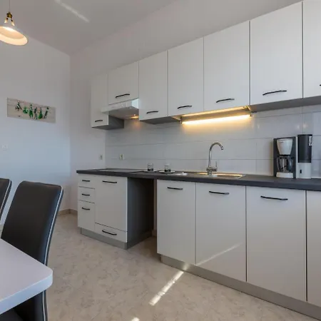 Duda Apartment Novi Vinodolski